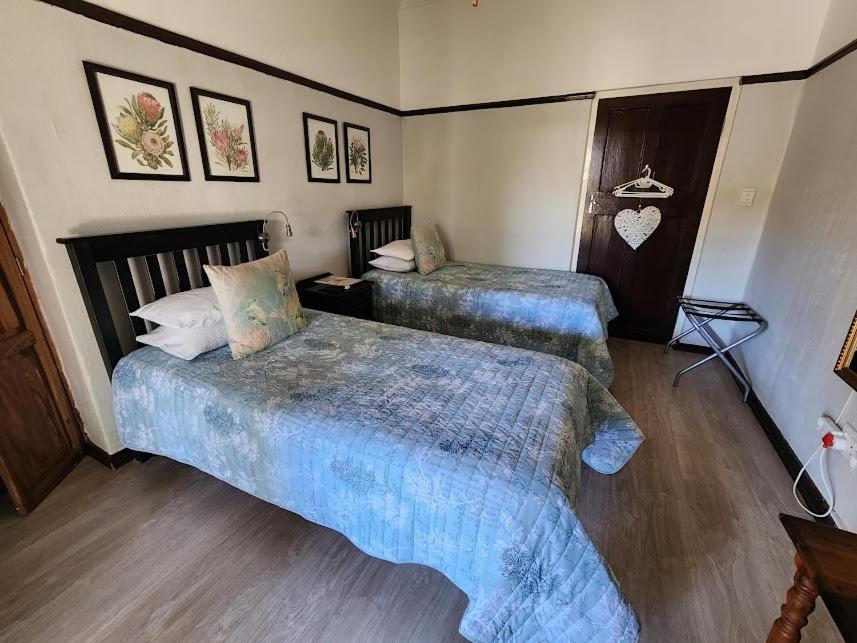 Beit Shalom Before Known As Best Little Guesthouse Oudtshoorn Buitenkant foto